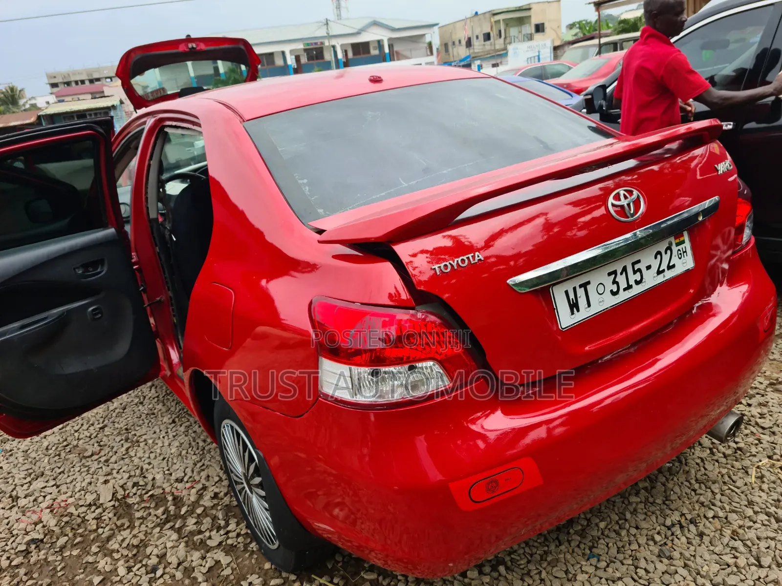 Toyota Yaris 2010 Red