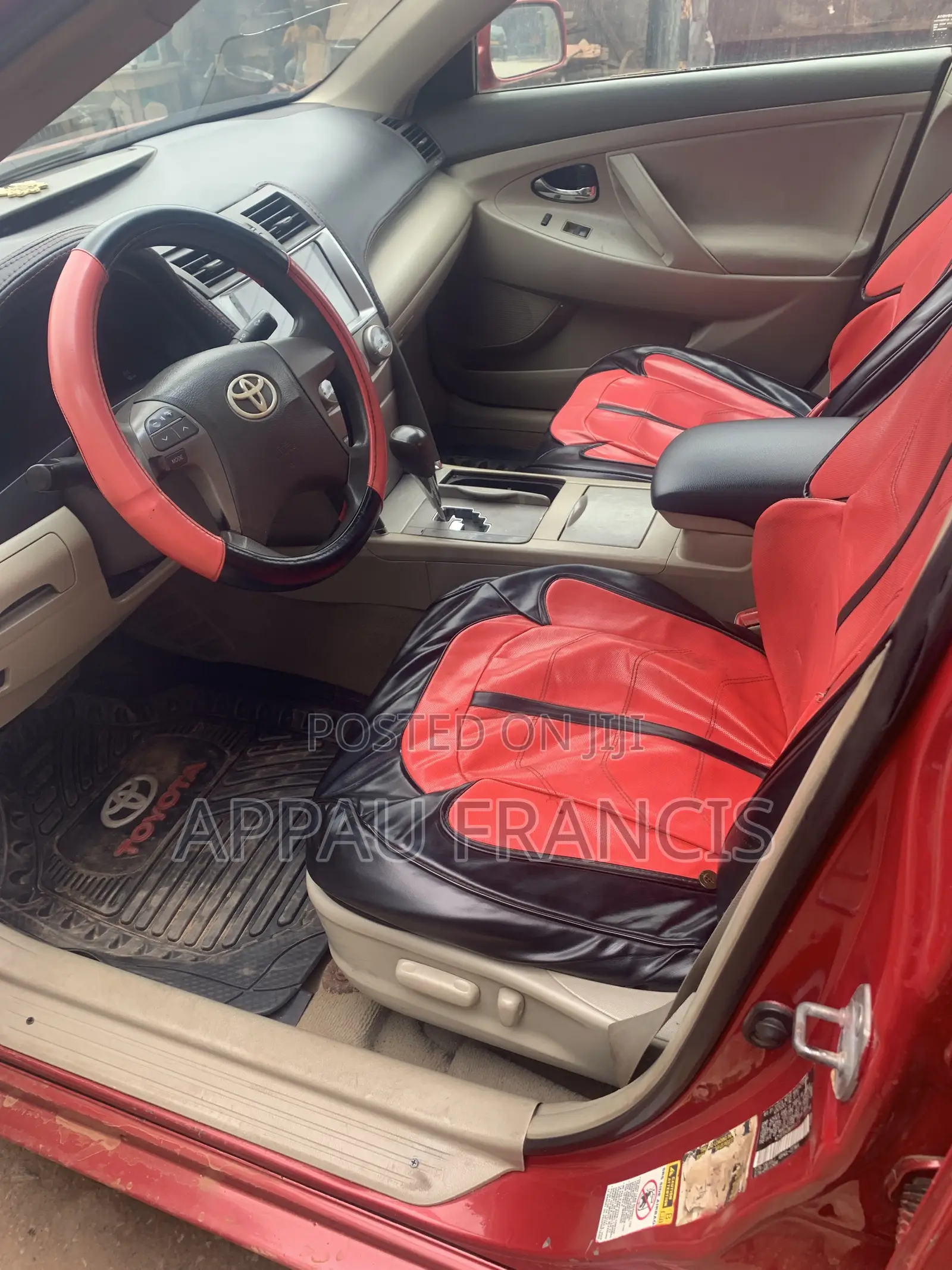 Toyota Camry LE 4dr Sedan (2.5L 4cyl 6A) 2012 Red
