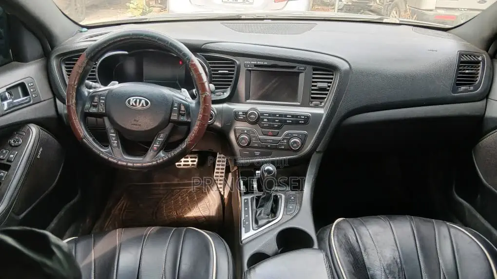 Kia Optima SXL Turbo Sedan FWD (2.0L 4cyl 6A) 2017