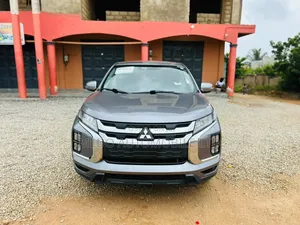 Mitsubishi Outlander Sport 2021 Silver