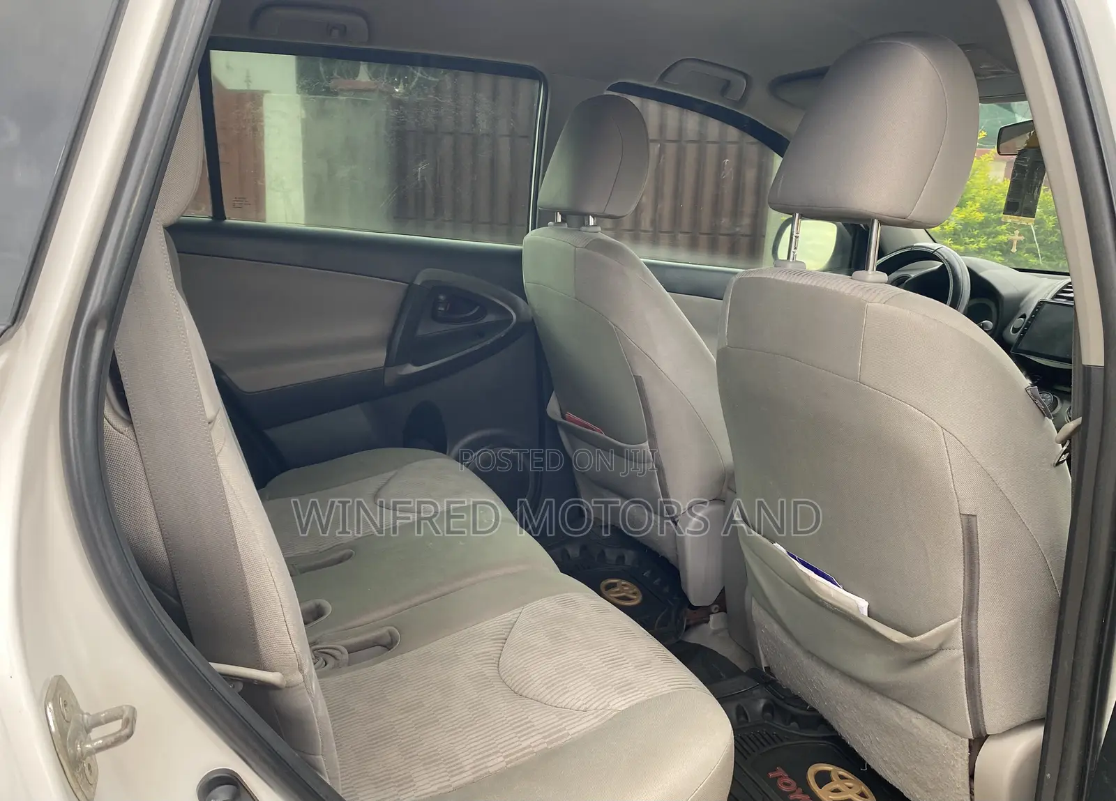 Toyota RAV4 2.5 4x4 2012 White