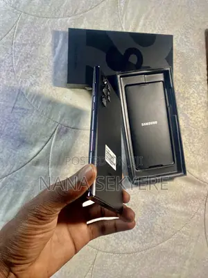 New Samsung Galaxy S22 Ultra 5G 128 GB Black