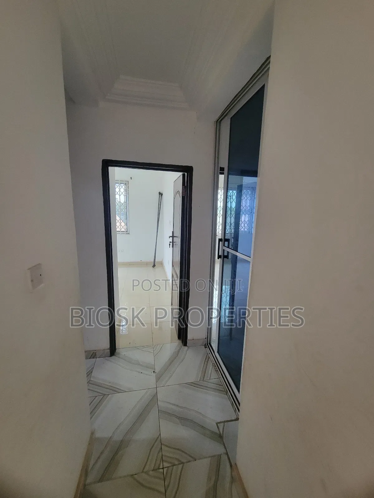 2bdrm Apartment in Biosk Properties, Valley View Area for rent