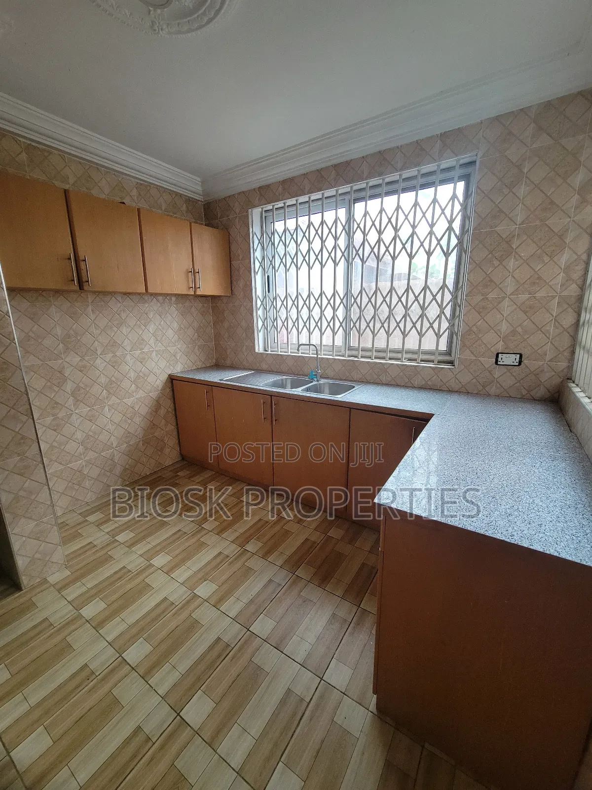 2bdrm Apartment in Biosk Properties, Valley View Area for rent