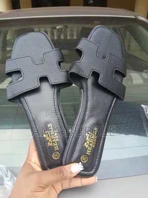 Hearmas Slippers