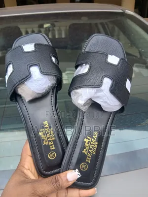 Hearmas Slippers