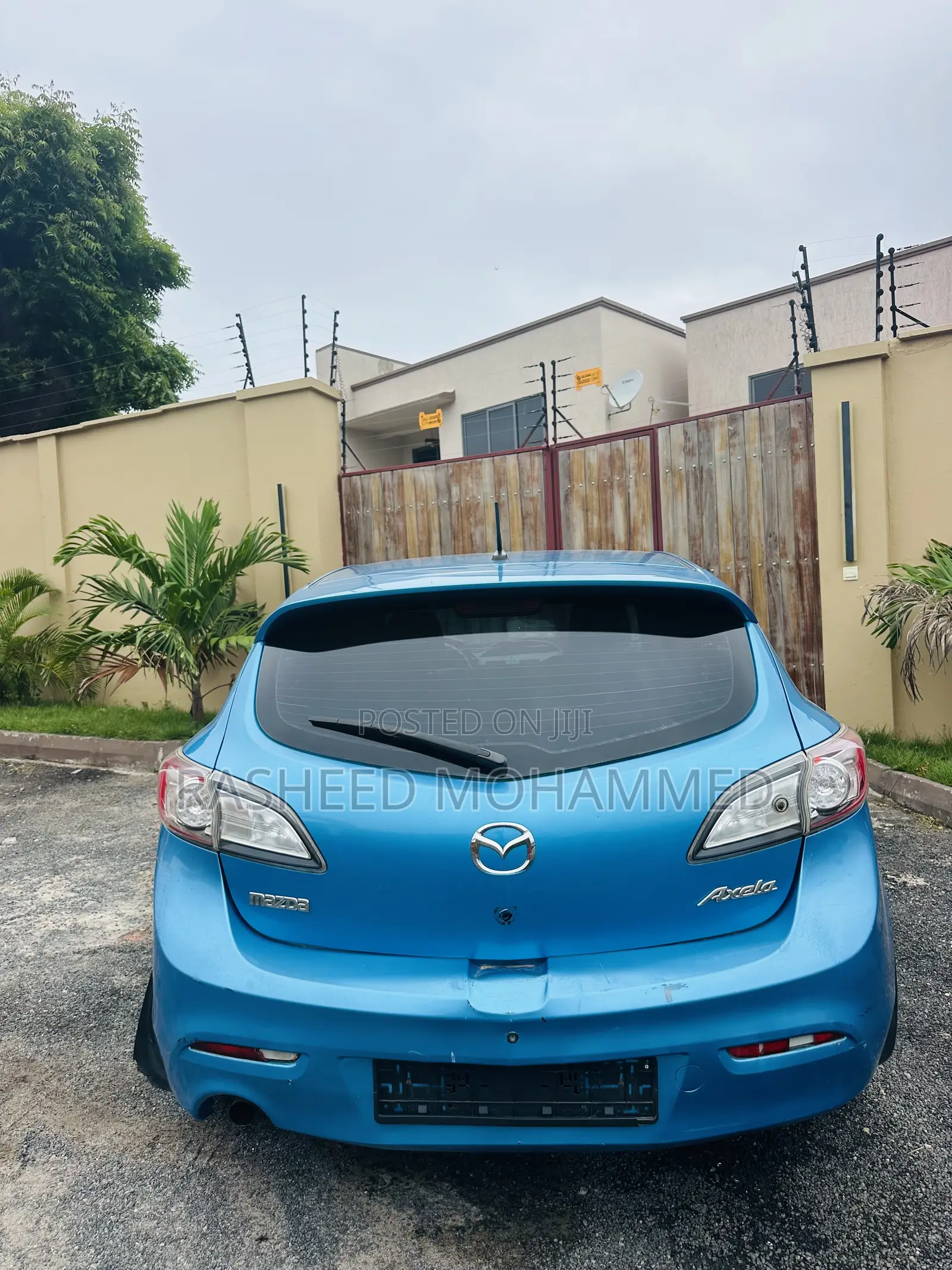 Mazda Axela 2015 Blue
