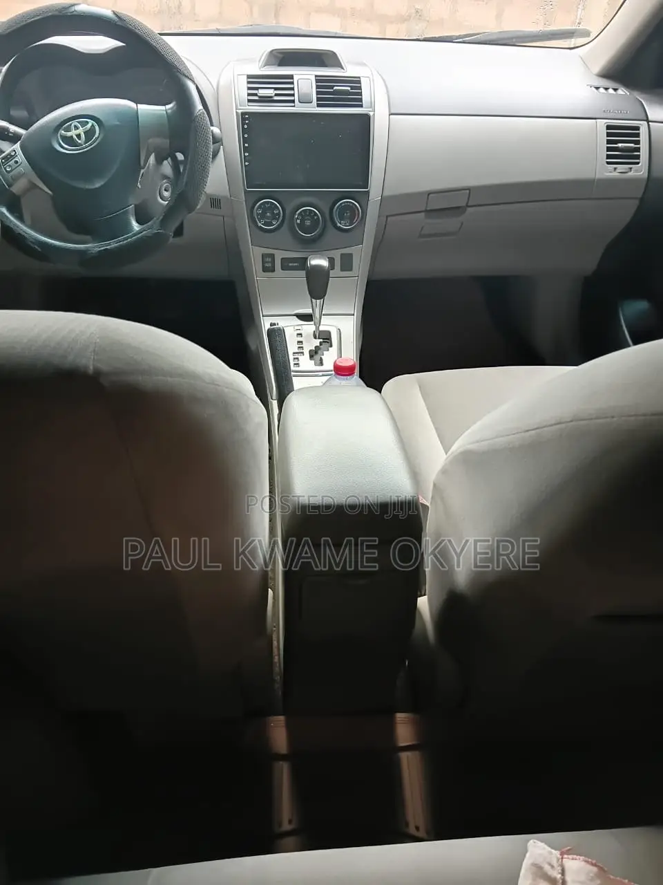 Toyota Corolla LE 4dr Sedan (1.8L 4cyl 4A) 2012 Gold