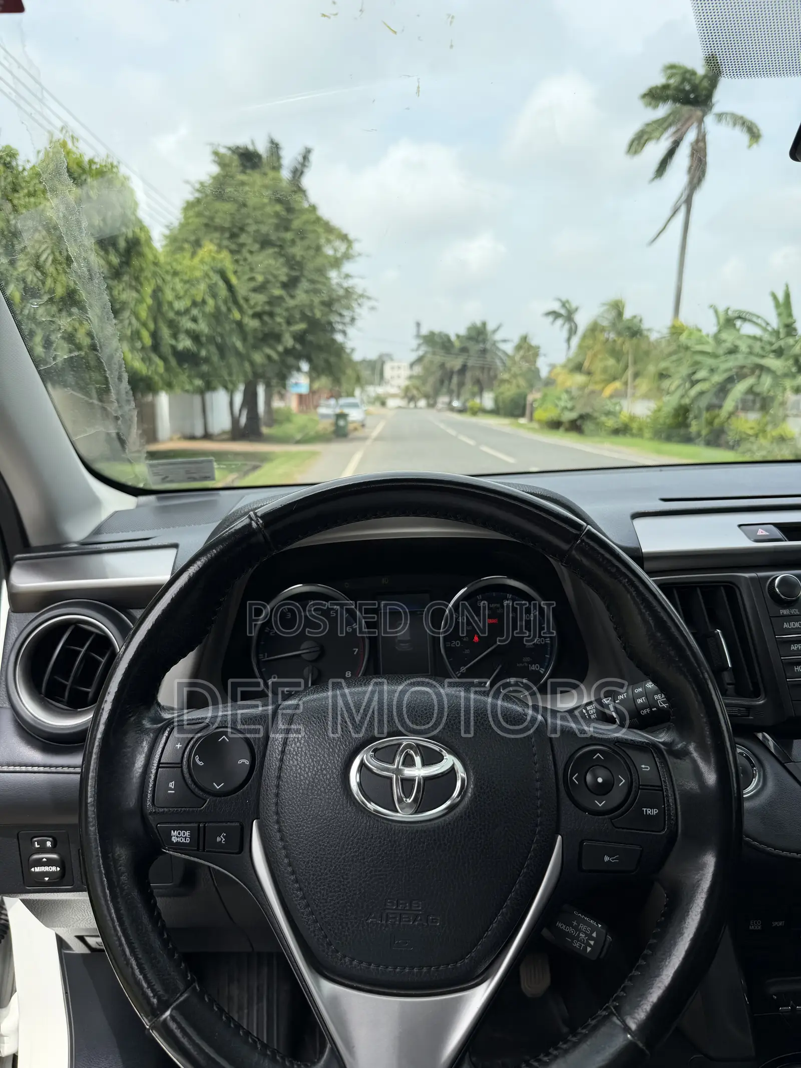 Toyota RAV4 Limited 4dr SUV AWD (2.5L 4cyl 6A) 2018 White