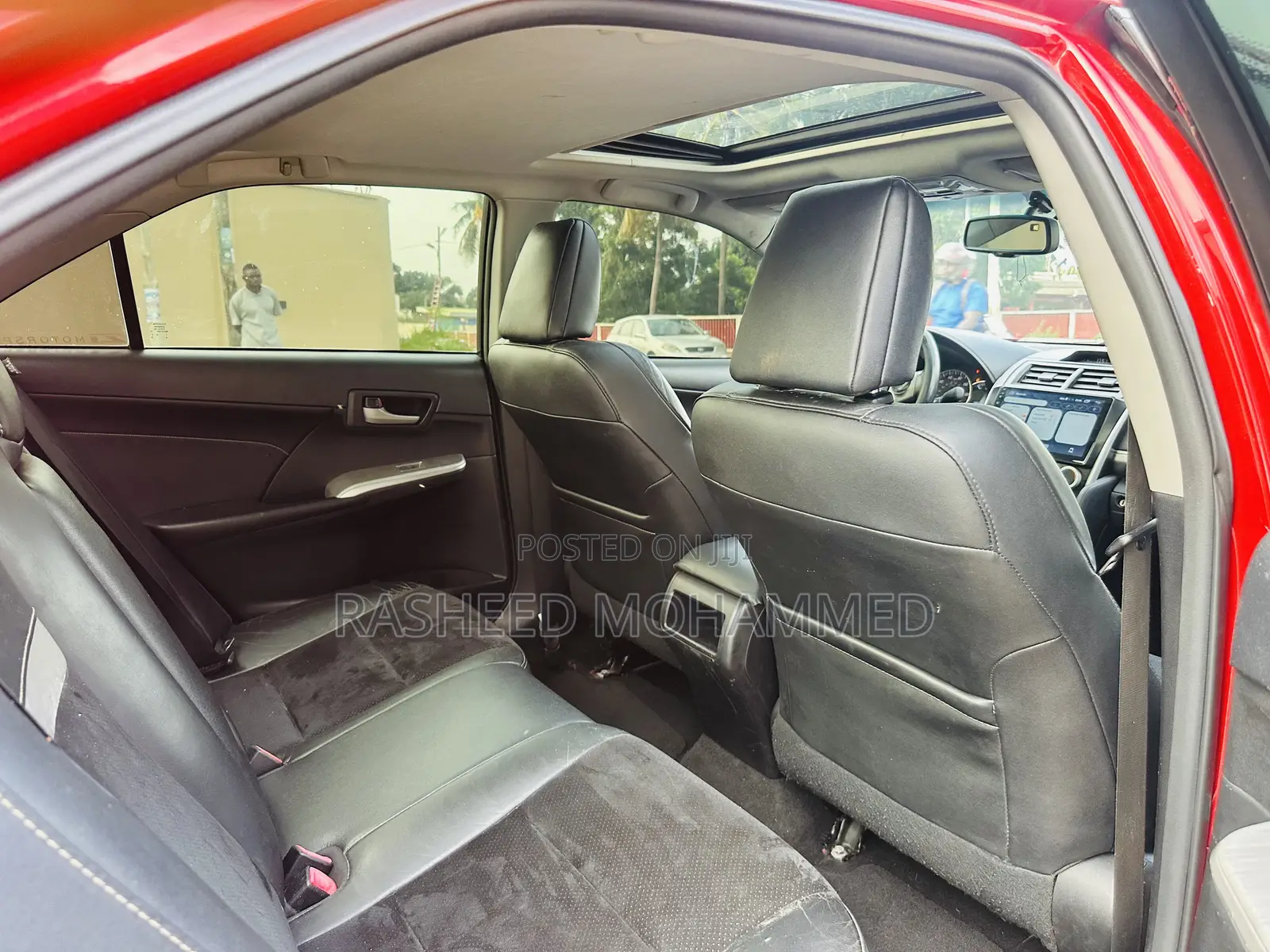 Toyota Camry SE Sport 4dr Sedan w/Prod. End 11/13 (2.5L 4cyl 6A) 2014