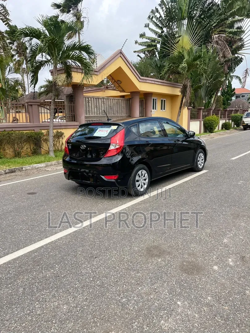 Hyundai Accent 2016 Black