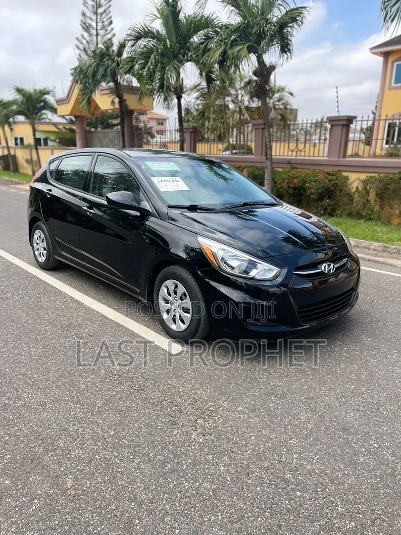 Hyundai Accent 2016 Black