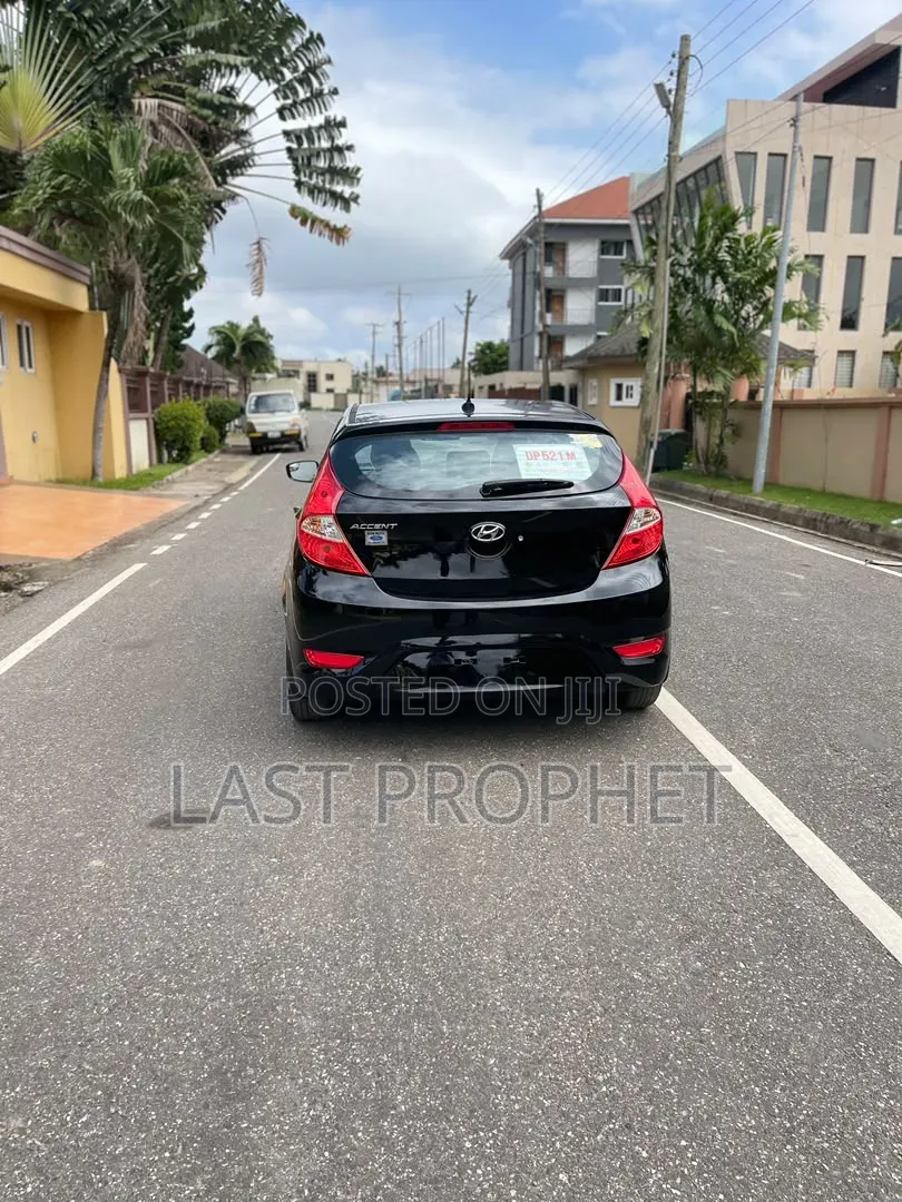 Hyundai Accent 2016 Black