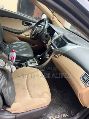 Hyundai Elantra Limited Sedan FWD (1.8L 4cyl 6A) 2013 Black