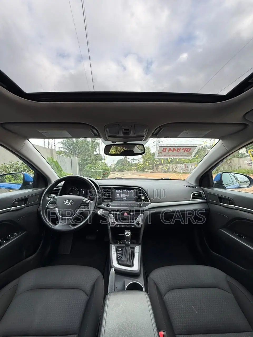 Hyundai Elantra Limited Sedan FWD (2.0L 4cyl 6A) 2017 Blue