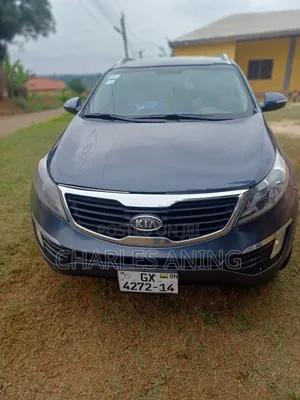 Kia Sportage Base 4dr FWD (2.4L 4cyl 6M) 2012 Gray