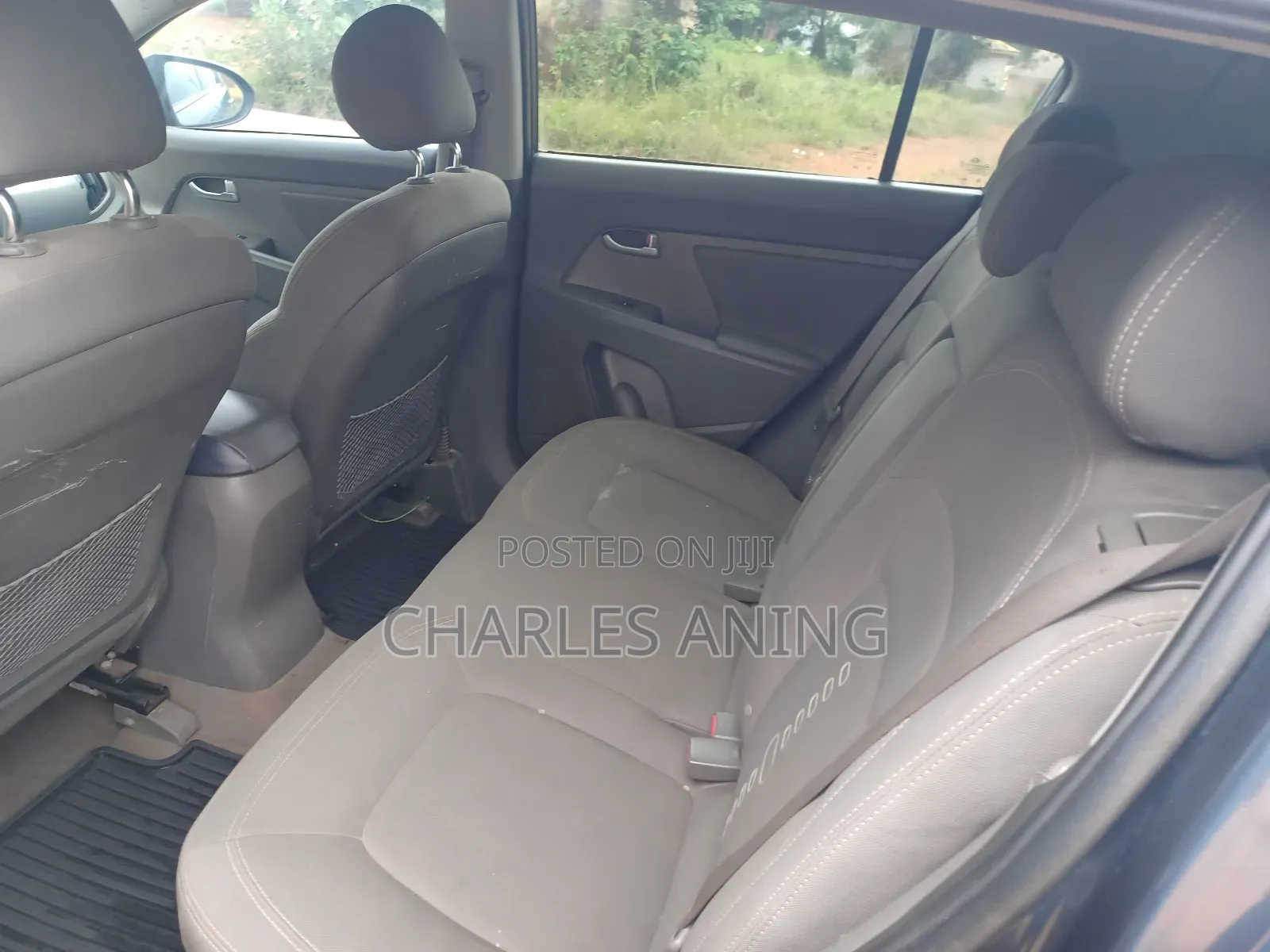 Kia Sportage Base 4dr FWD (2.4L 4cyl 6M) 2012 Gray