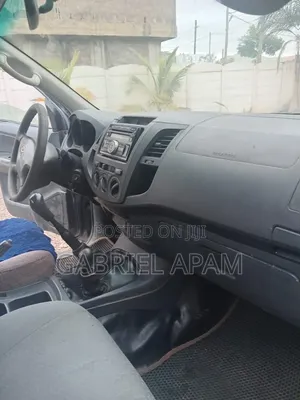 Toyota Hilux 2008 Gray