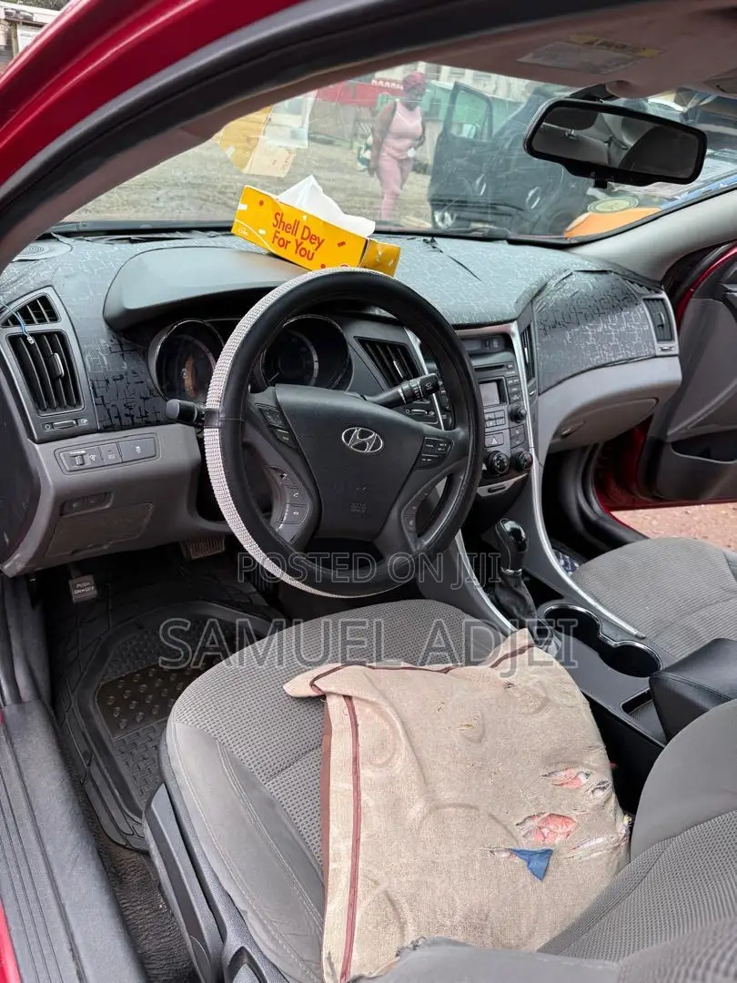 Hyundai Sonata 2013 Red