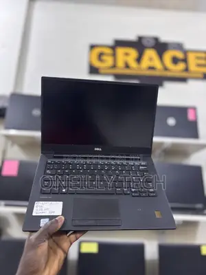 Laptop Dell Latitude 13 7370 8GB Intel Core M SSD 256GB