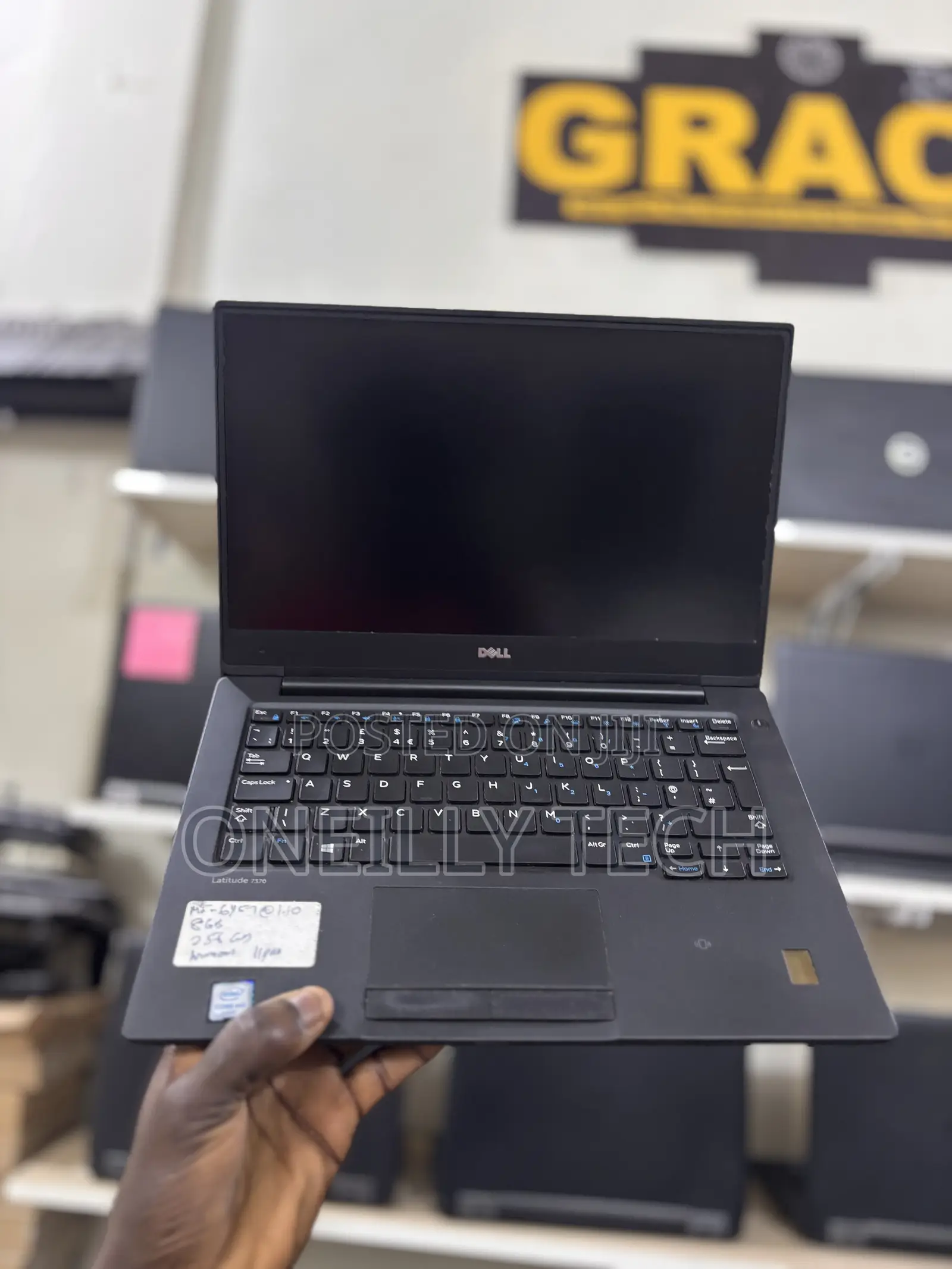 Laptop Dell Latitude 13 7370 8GB Intel Core M SSD 256GB