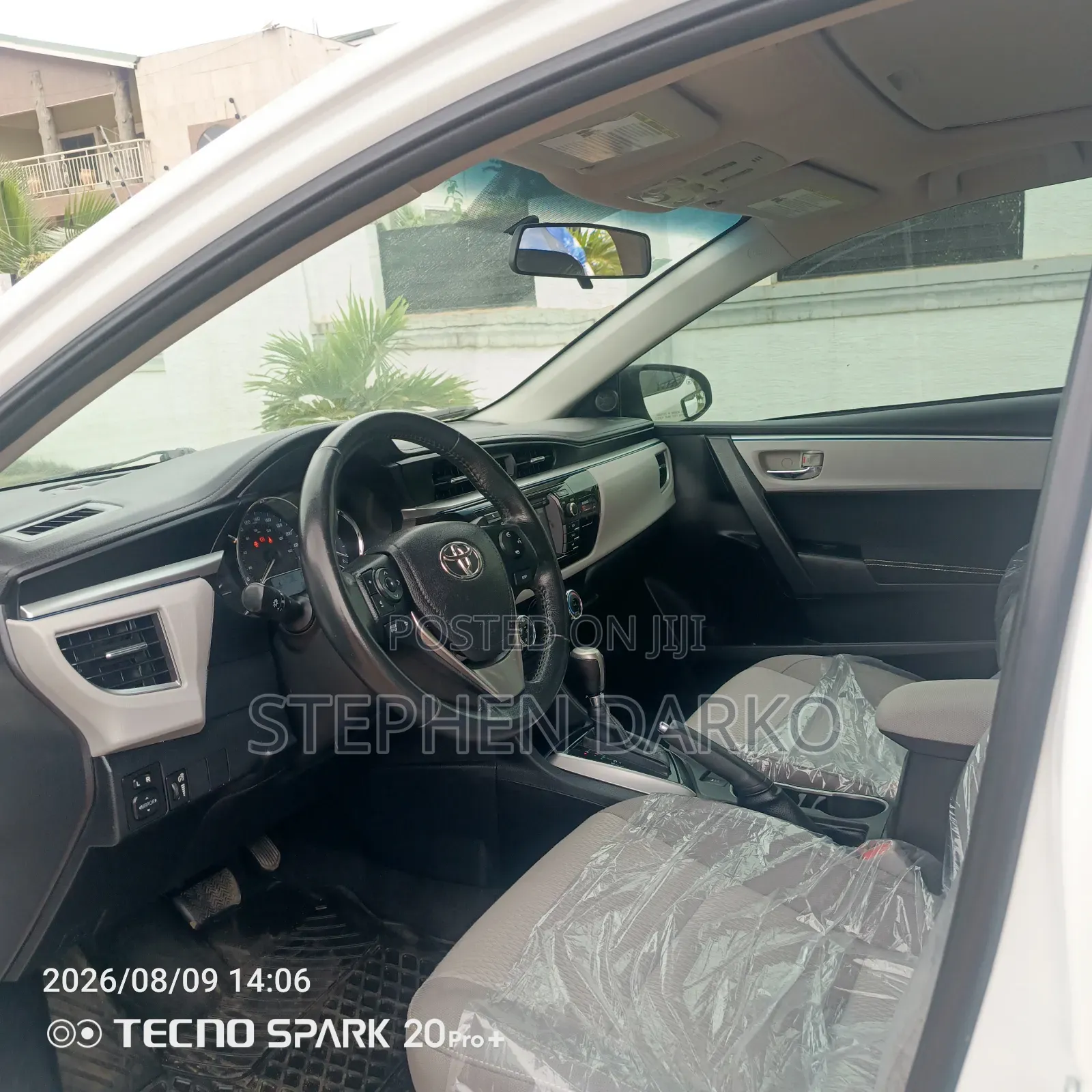 Toyota Corolla 2015 White