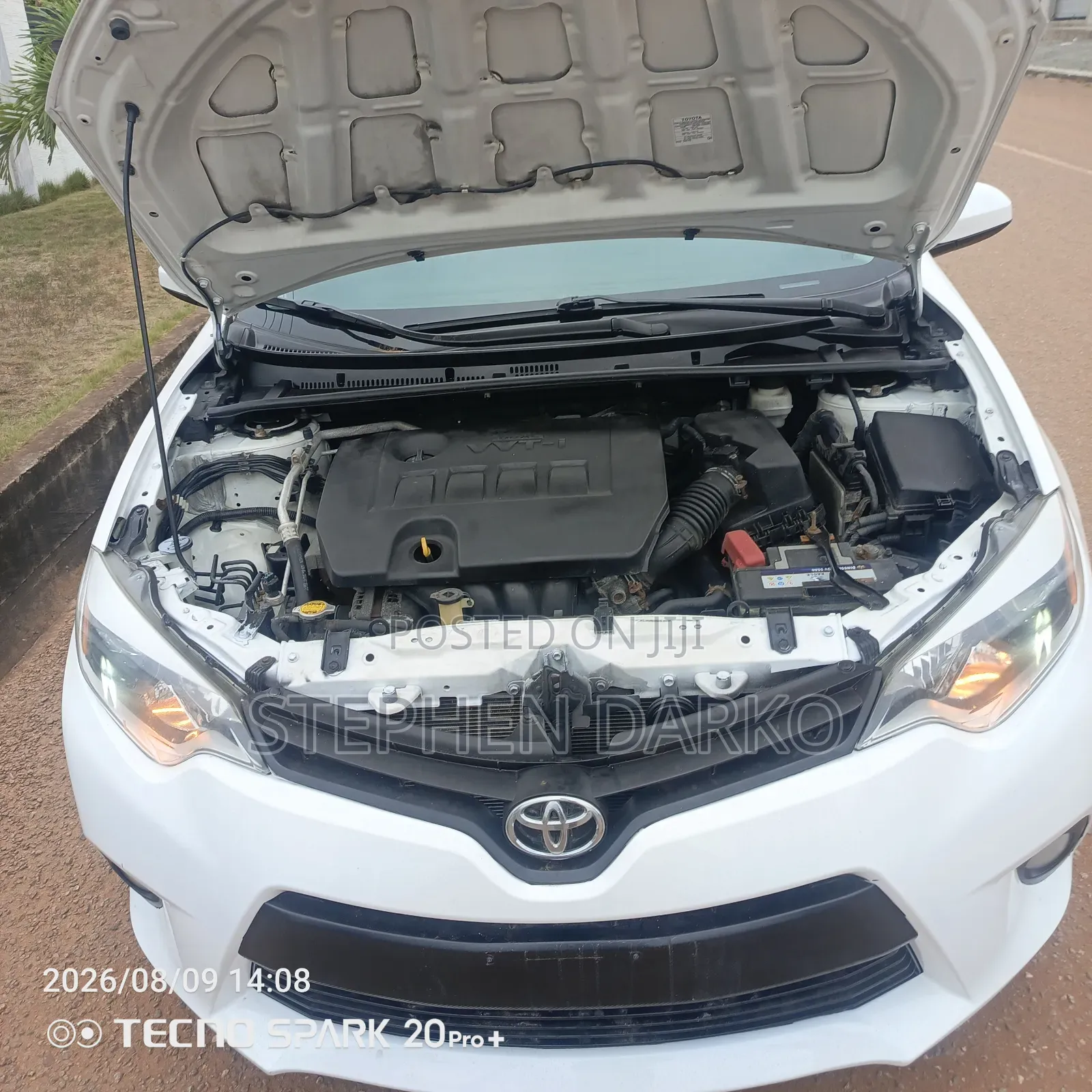 Toyota Corolla 2015 White