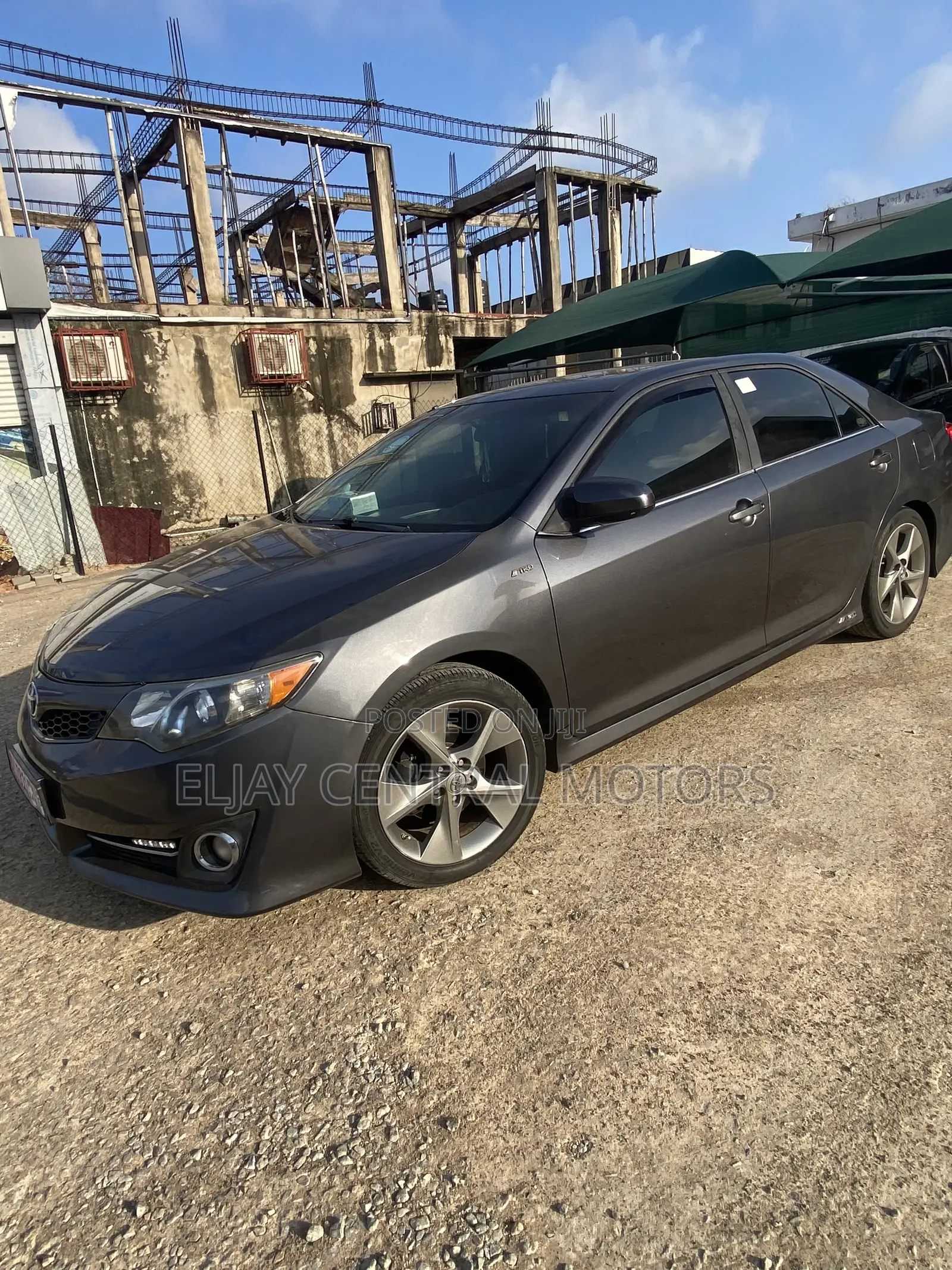 Toyota Camry SE Sport 4dr Sedan (2.5L 4cyl 6A) 2014 Gray