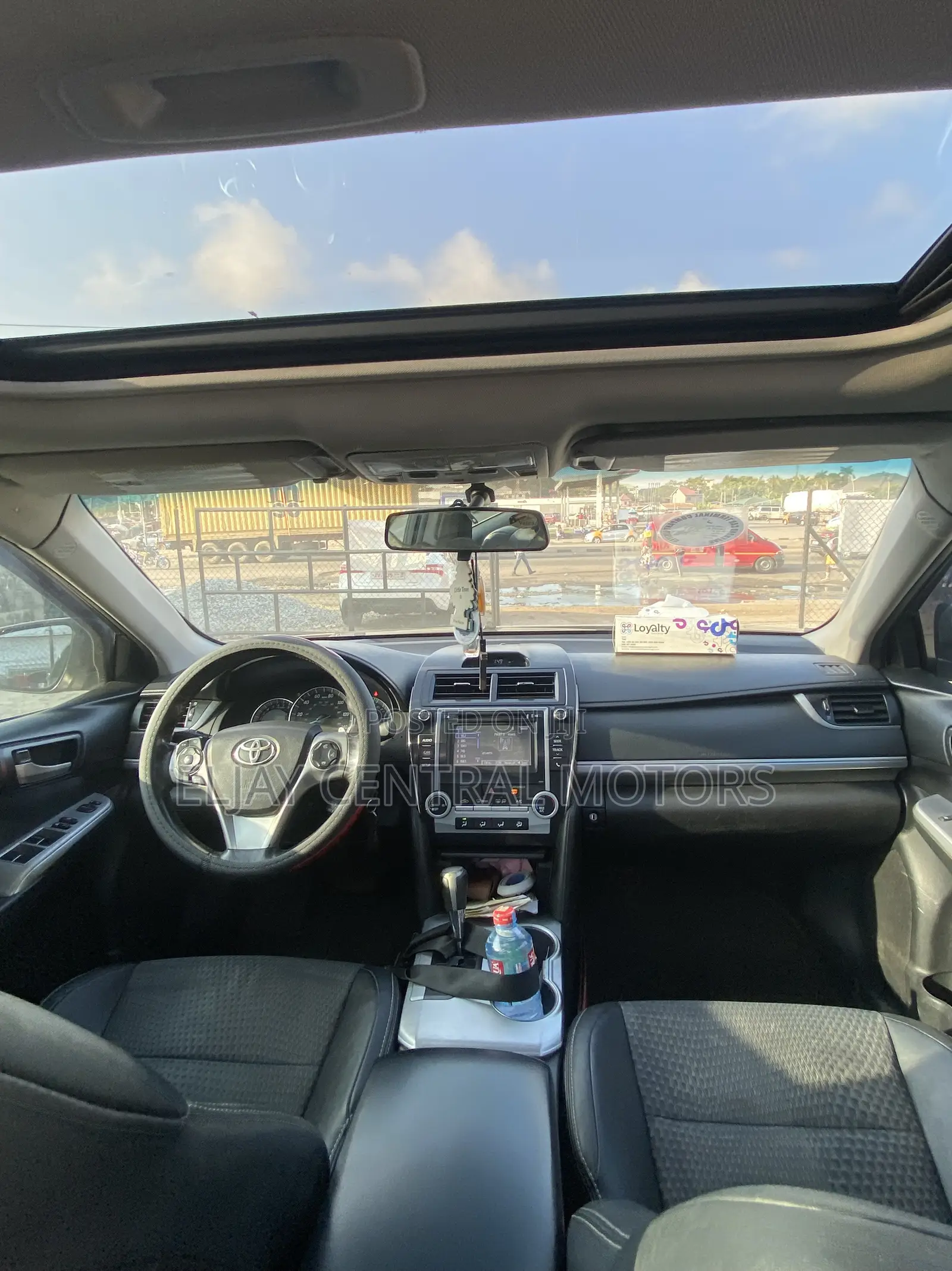 Toyota Camry SE Sport 4dr Sedan (2.5L 4cyl 6A) 2014 Gray