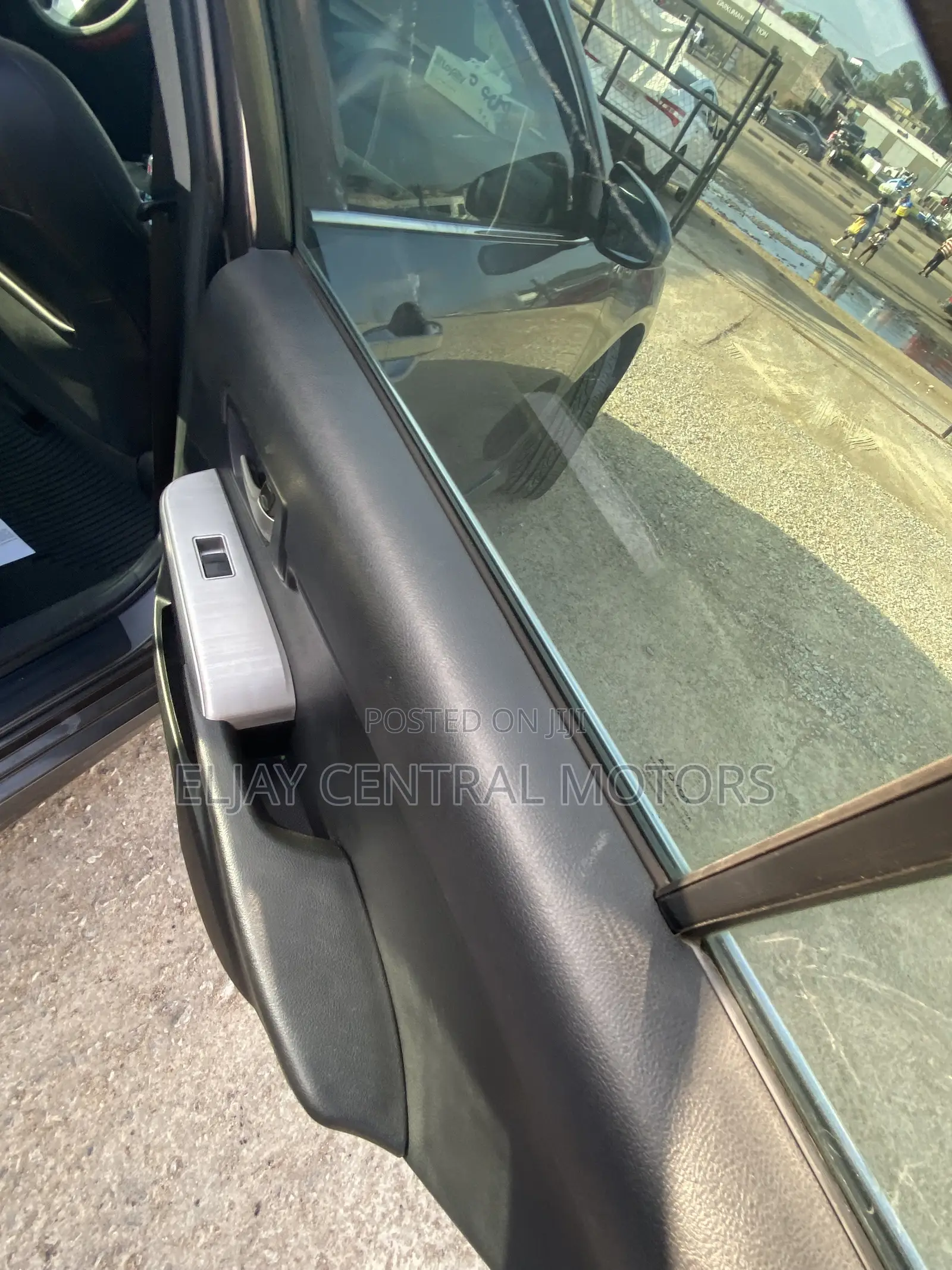 Toyota Camry SE Sport 4dr Sedan (2.5L 4cyl 6A) 2014 Gray