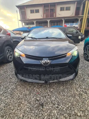 Toyota Corolla 2018 Black