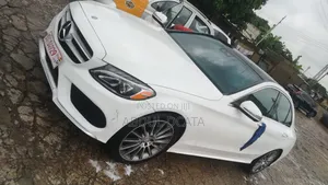 Mercedes-Benz C300 2018 White