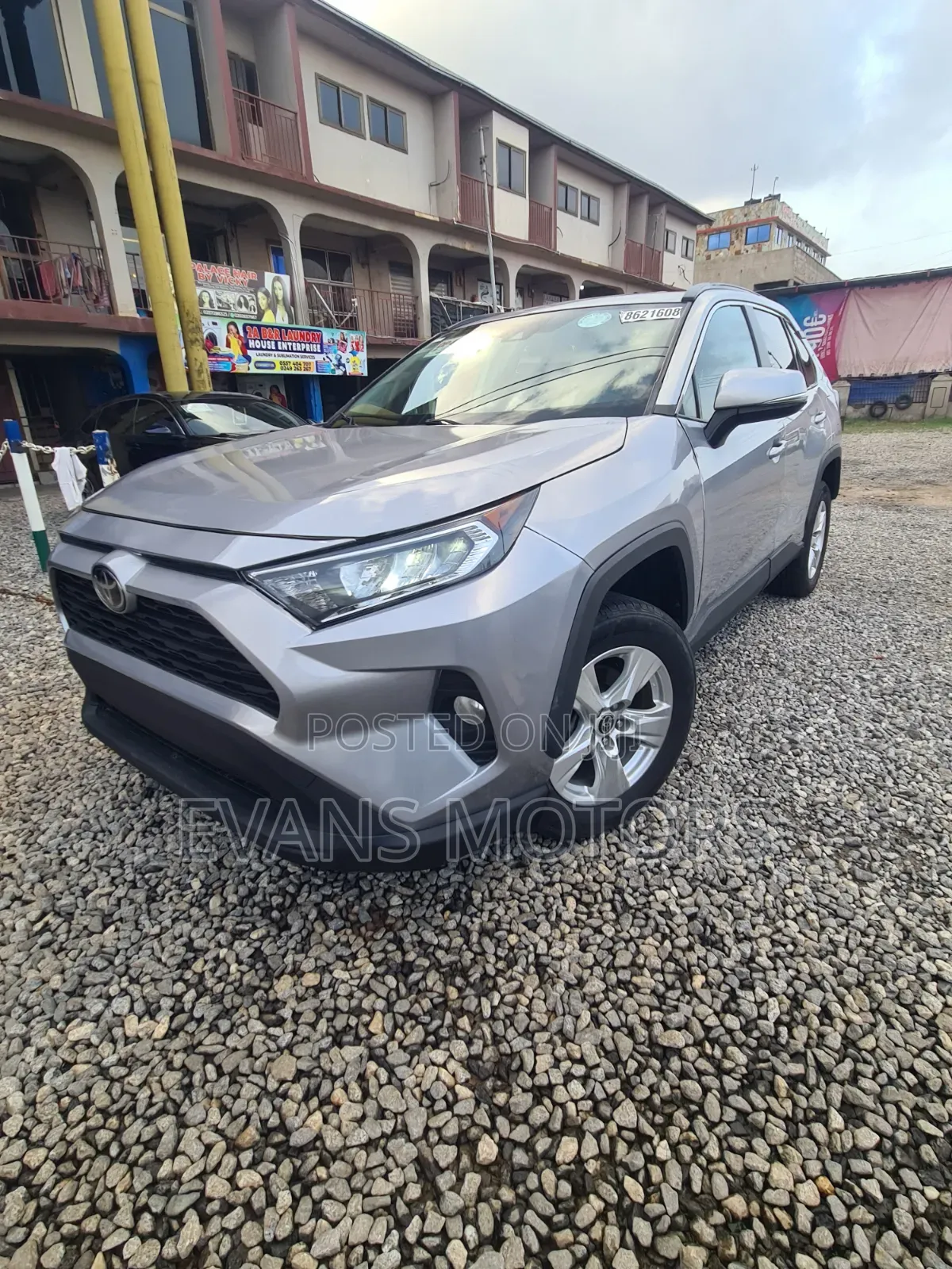 Toyota RAV4 2021 Silver
