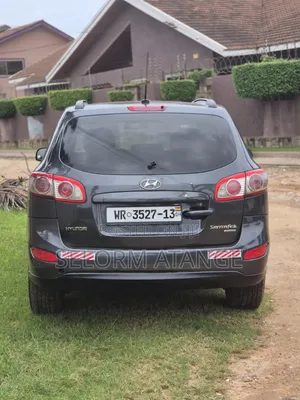 Hyundai Santa Fe 2010 Gray
