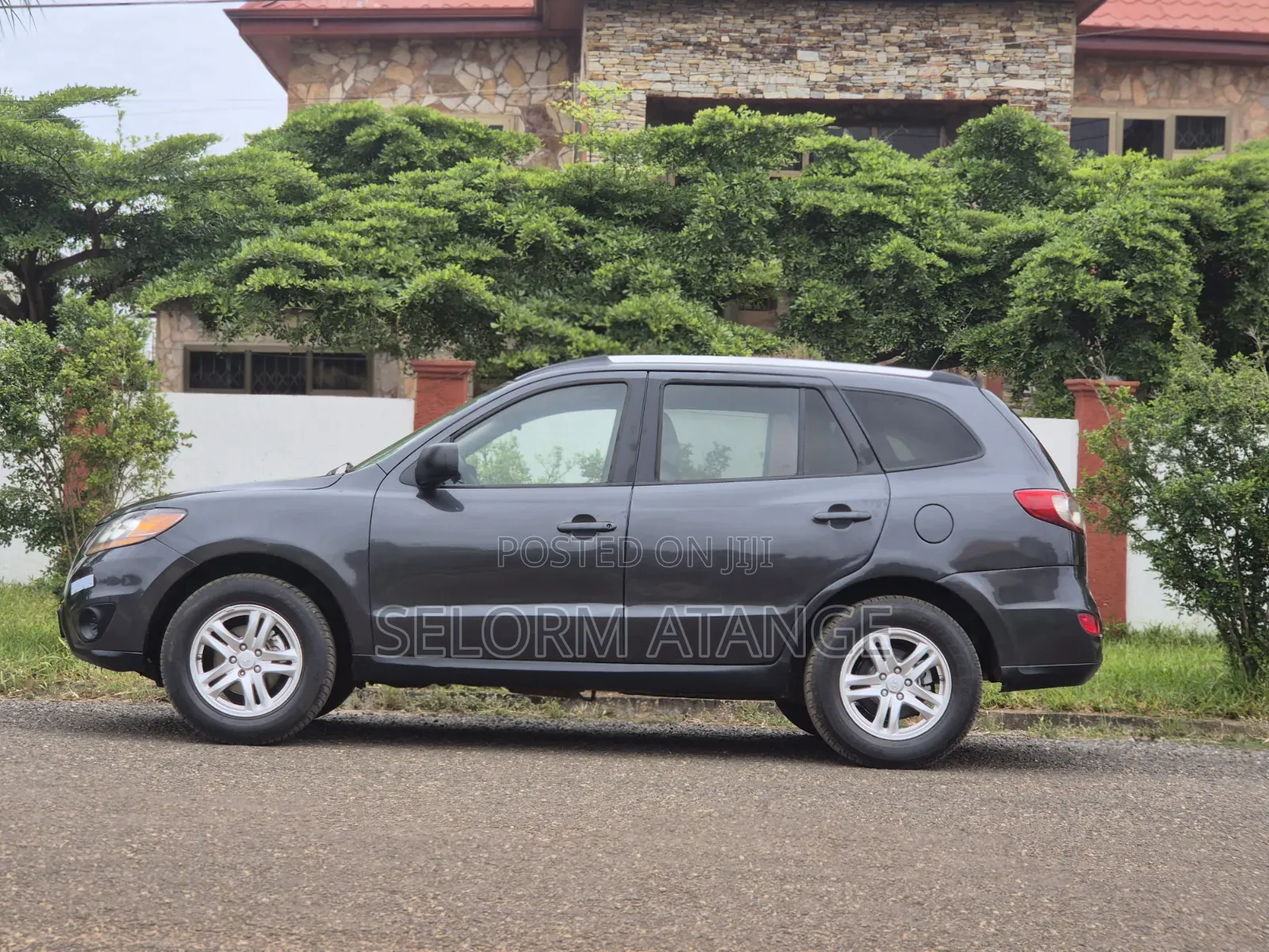 Hyundai Santa Fe 2010 Gray