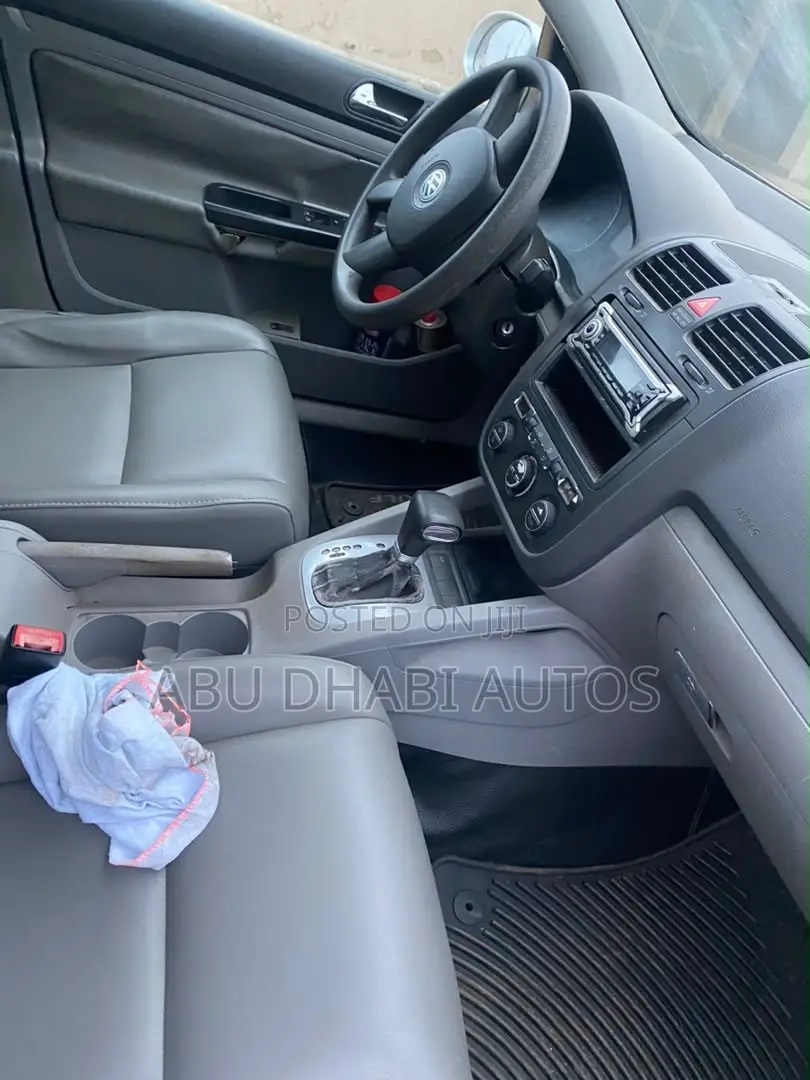 Volkswagen Golf 1.6 TDI 5 Door 2010 Silver