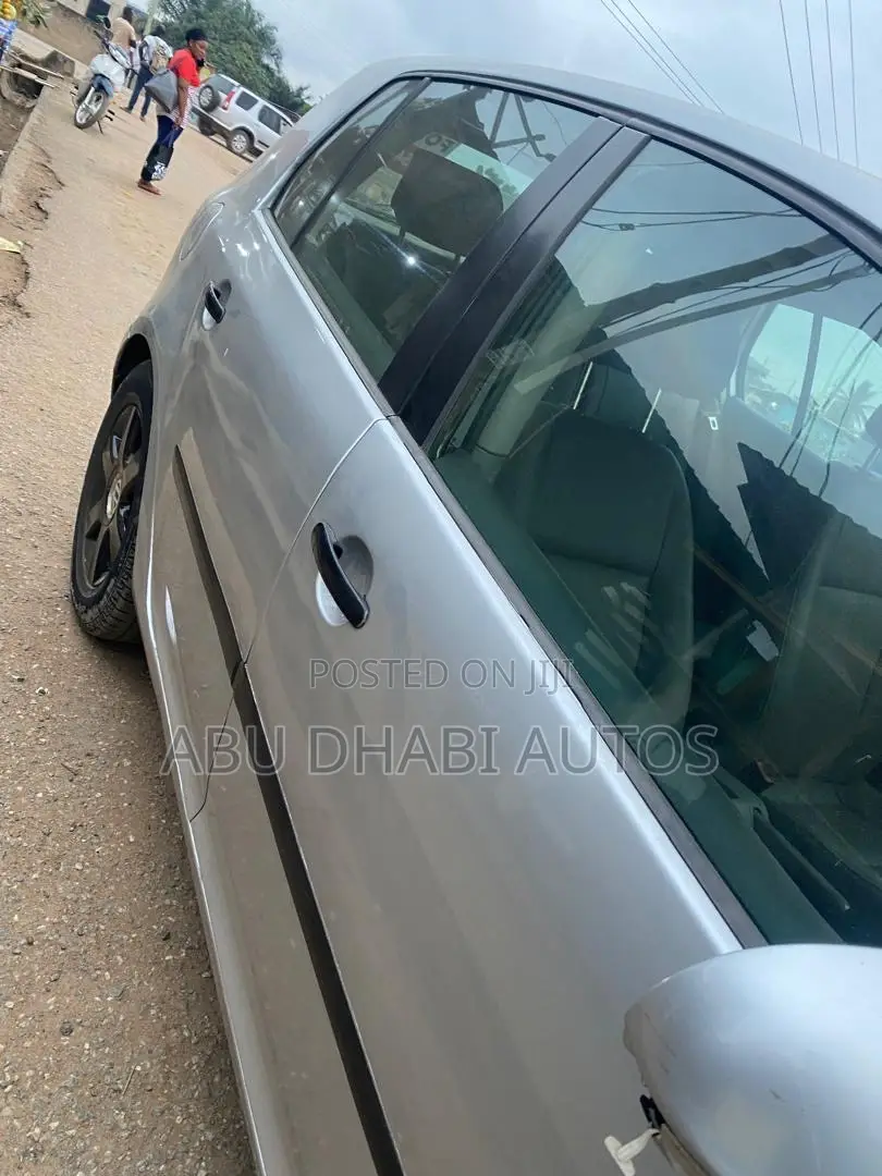 Volkswagen Golf 1.6 TDI 5 Door 2010 Silver
