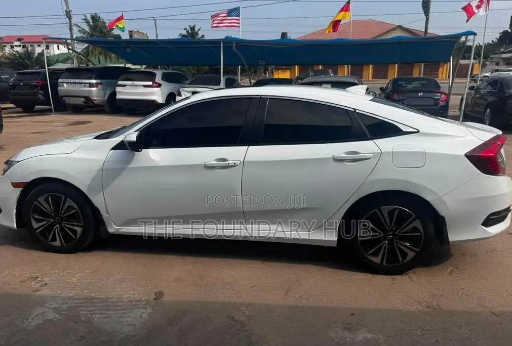 Honda Civic EX Sedan 2018 White