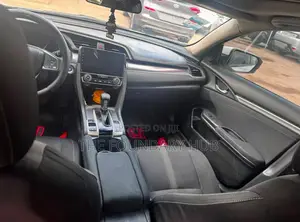 Honda Civic EX Sedan 2018 White