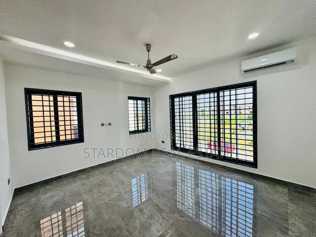 4bdrm Duplex in East Legon Hills, Ability for sale