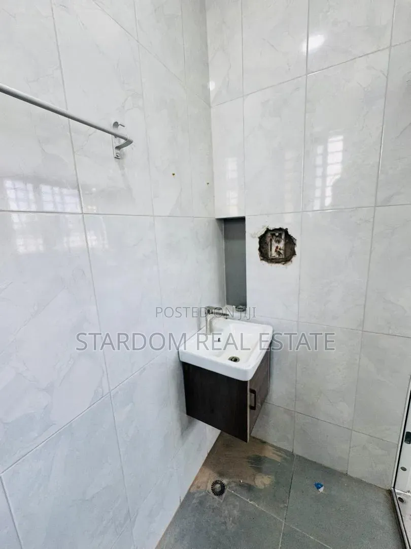 4bdrm Duplex in East Legon Hills, Ability for sale
