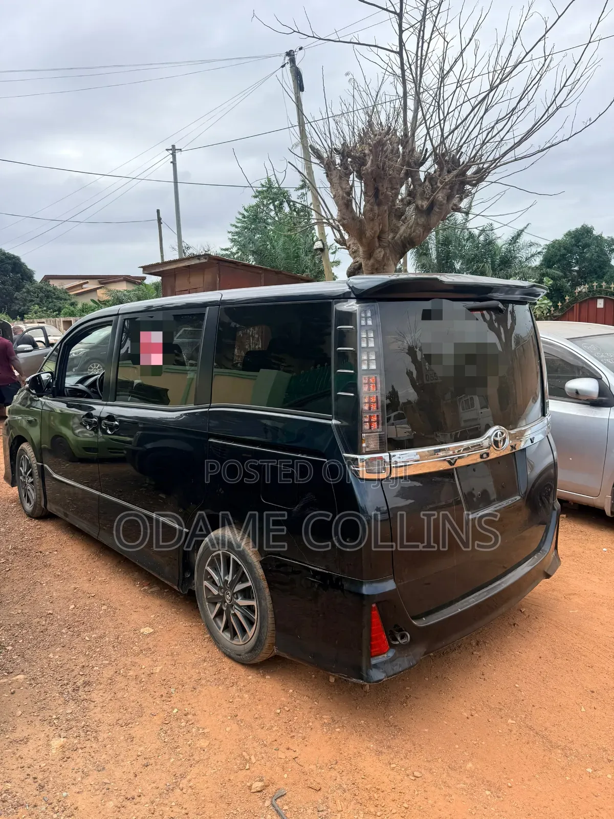 Toyota Voxy 2015 Green