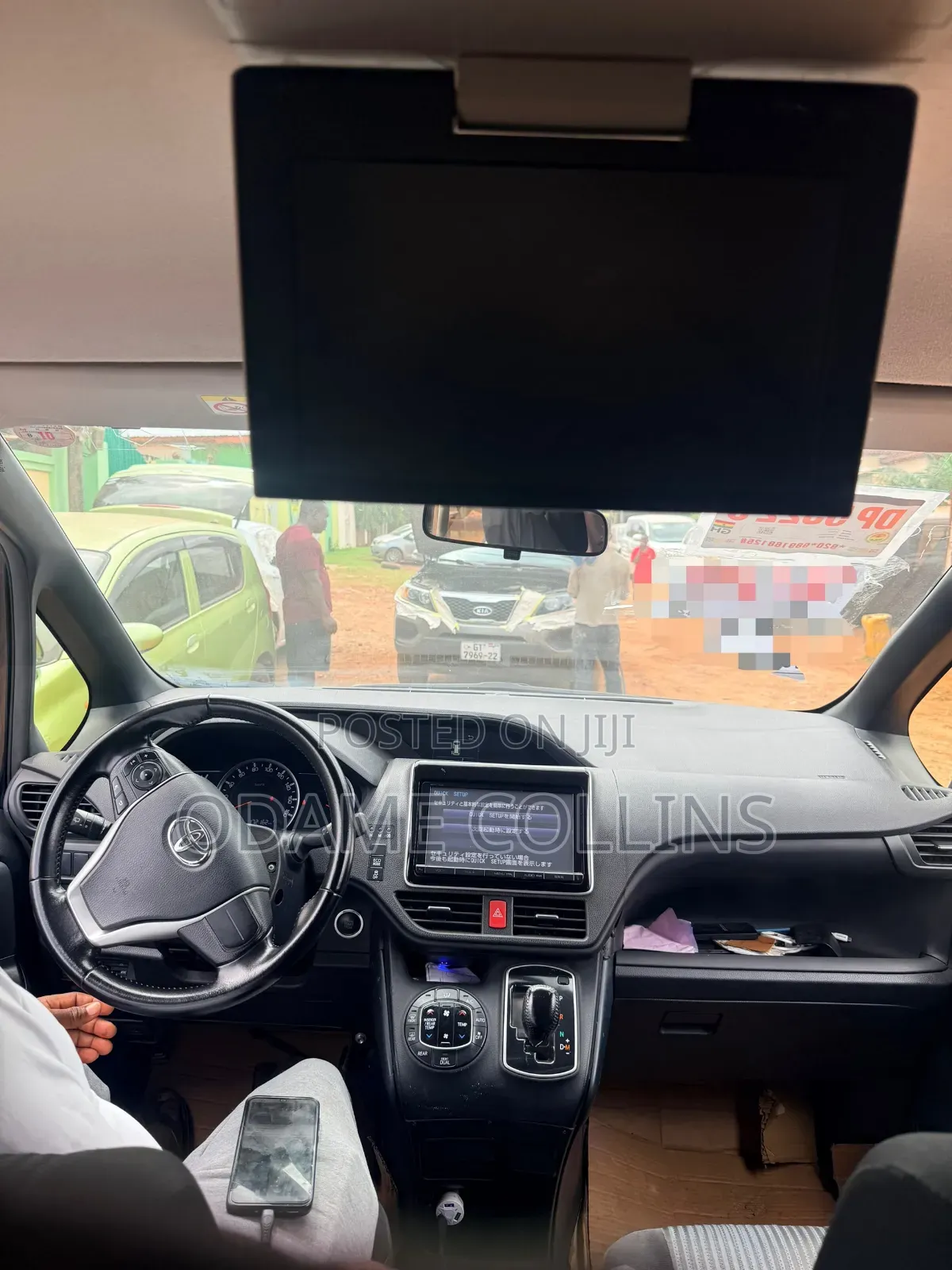 Toyota Voxy 2015 Green