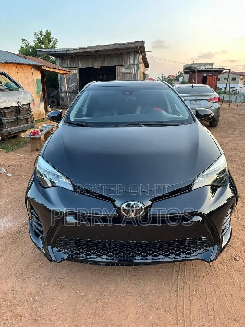 Toyota Corolla 2018 Black