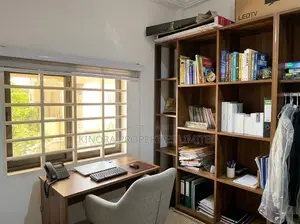 Furnished 4bdrm Duplex in Lakeside for sale