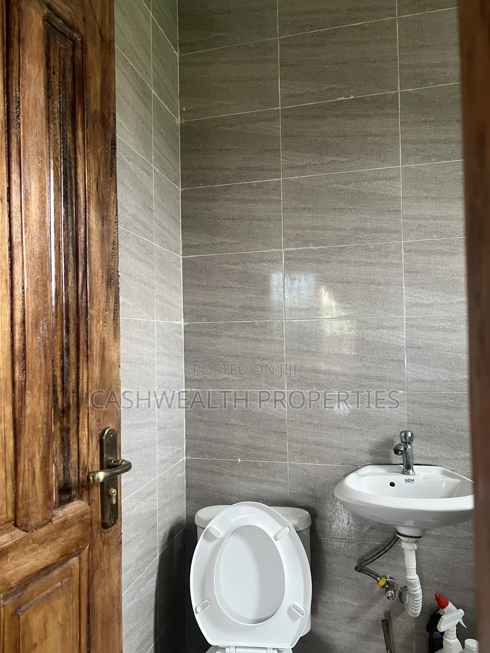 1bdrm Apartment in Pokuase for rent