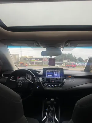 Toyota Corolla 2022 White