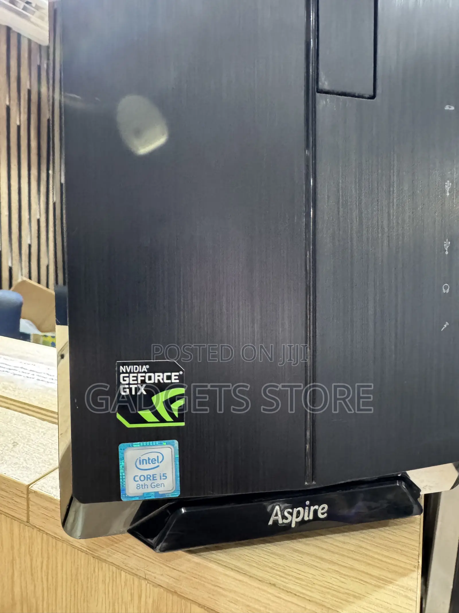 Desktop Computer Acer Aspire TC-780 16GB Intel Core i5 SSD 256GB