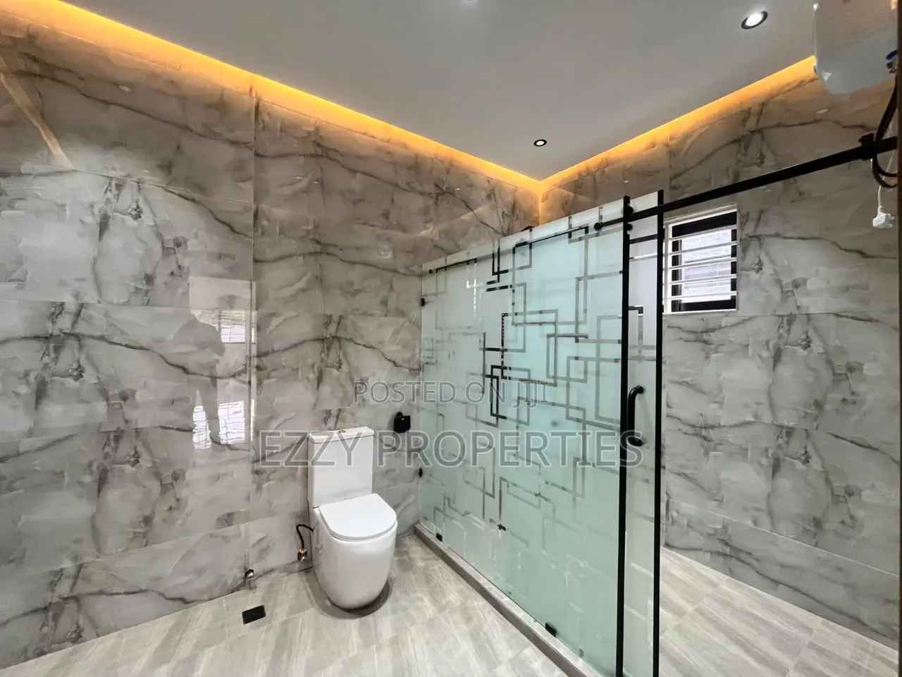3bdrm House in Oyarifa for sale