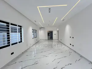 3bdrm House in Oyarifa for sale